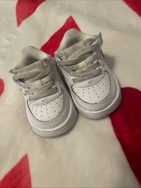 Nike Kids White Leather Sneakers